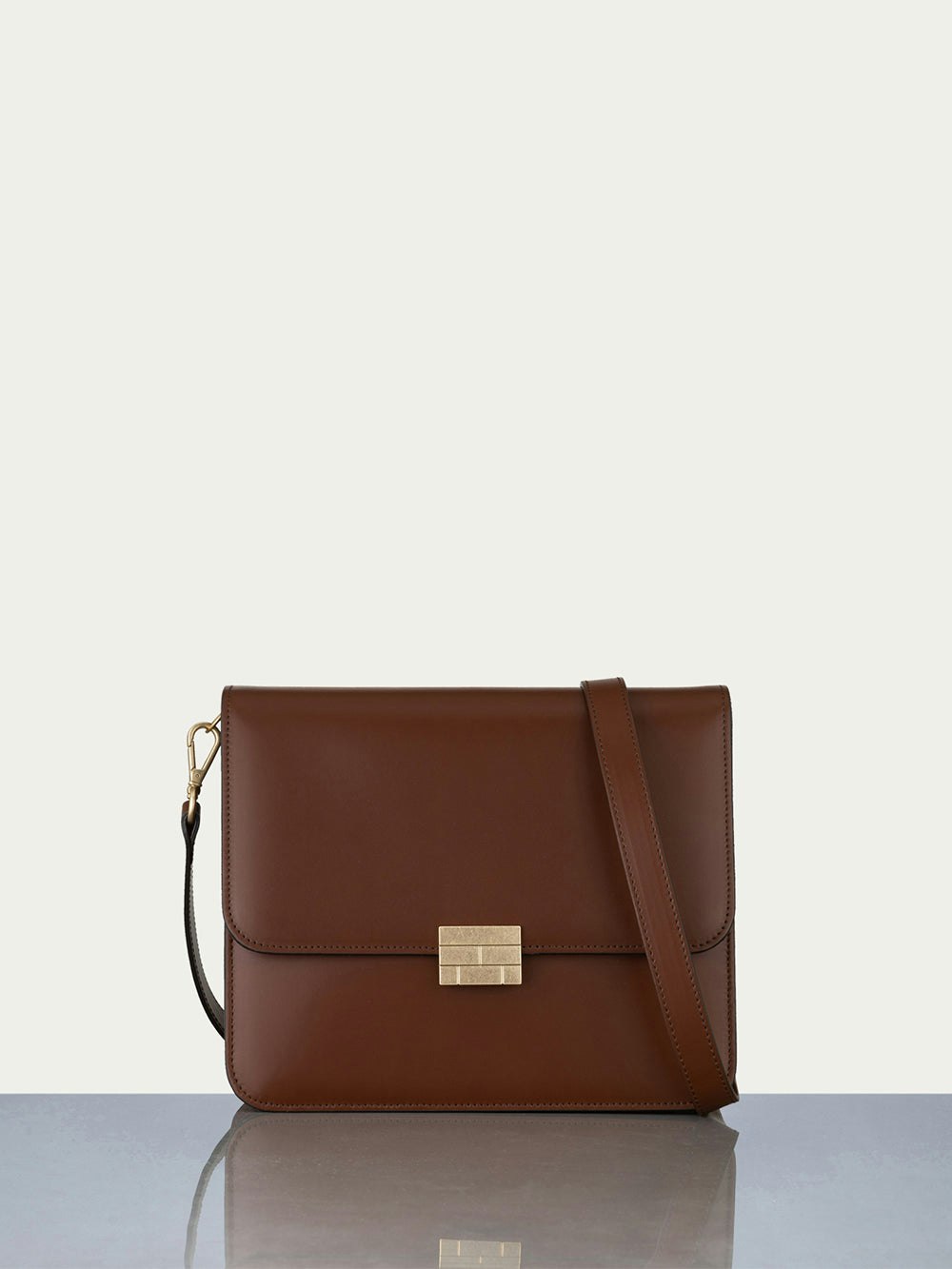 handbag front view